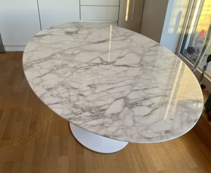 Saarinen Tulip Esstisch Oval