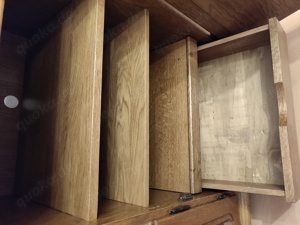TV-Schrank aus Massivholz Bild 7