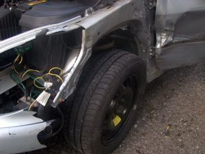 Hole jedes Altfahrzeug Unfallfahrzeug Schrottfahrzeug oder Fahrzeuge mit Motor- und Getriebeschaden Bild 6