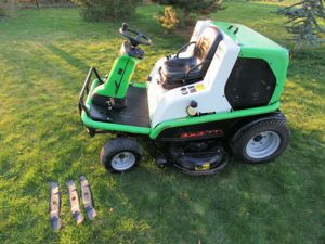 Etesia H144MX Allrad Aufsitzmäher Rasentraktor Hydro 144 MX Mulchmäher Mulcher