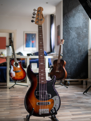 Yamaha BB 425 5 Saiter E Bass
