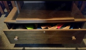 Fernsehtisch, TV-Tisch  Bild 2