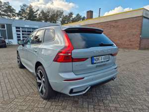 Volvo XC60 Plus Dark T6 Recharge Plug-In HybridAWD Bild 4