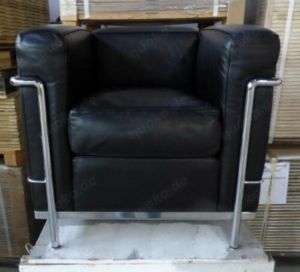 Original Cassina LC2 Designersessel Sessel Le Corbusier schwarz Leder Chrom 