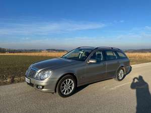 Mercedes-Benz E 280 (W211) Gepflegtes Garagenfahrzeug