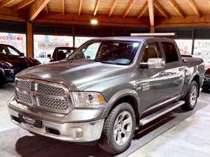 Dodge RAM 1500 Laramie Crew Cab 5.7 HEMI 4x4 6-Sitze