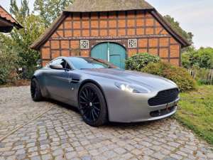 Aston Martin V8 4.7l Sportshift , Matt Lackierung