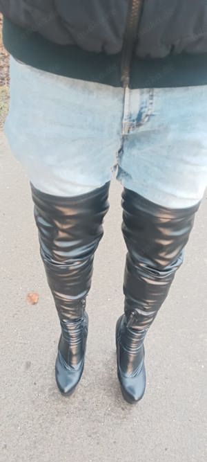 Suche lauftrainerin für High Heels Bild 2