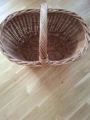 Einkaufskorb geflochten