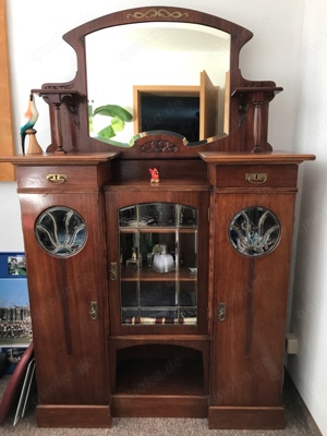 Jugendstil- Kaminschrank wunderschöne Verzierungen  Bild 4