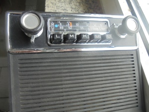 Autoradio mit Lautsprecher Orginal BMW 2  Top Zustand  Bild 7