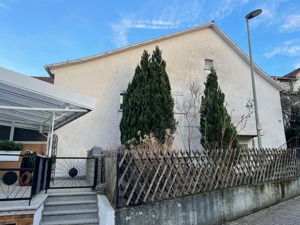 Kleine Haus mit Garten, zum vermieten in Lauterecken Zentrum