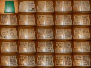Europa: Album mit Briefmarken