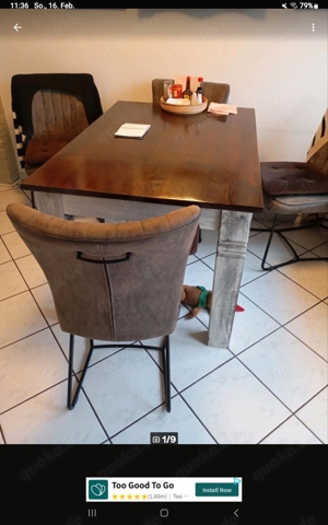 Holztisch und 4 Stühle 