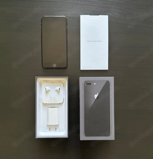 Sehr gepflegtes iPhone 8 Plus - 64GB - Schwarz - TOP Zustand Bild 2