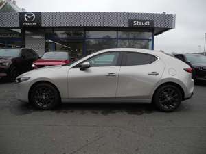 Mazda 3 2.0L e-SKYACTIV G 150ps 2024 Mazda3 G 150PS 6T 6AT Bild 4