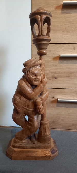   Dekoration, Geschnitzte Holzfigur, 50 cm, Mann an Laterne 
