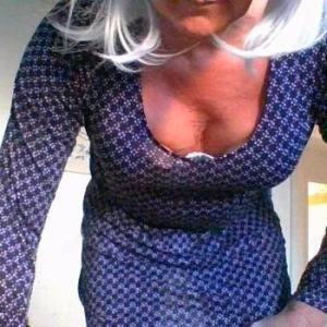 suche aktiv, reif, gerne etwas dom (auch 2 Herren)