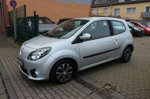 Renault Twingo Dynamique/Kamera/Klima/Znrtl/Servo/Tüv Bild 4