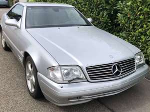 Mercedes-Benz SL 500 Schönes Sammlerfahrzeug mit 30 300 km Bild 5