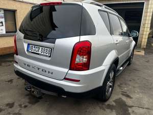SsangYong Rexton Rexton 2.2 TD  4x4|AUTOM|7SITZ Bild 4