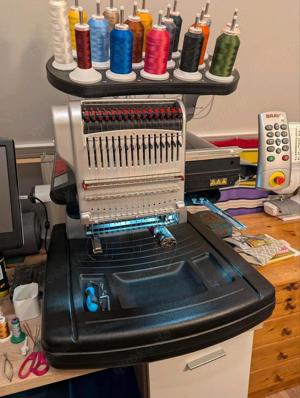 Melco Bravo Stickmaschine wenig gebraucht