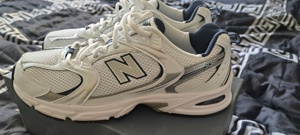 NEU - New Balance 530 Abzorb