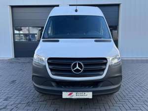Mercedes-Benz Sprinter Bild 3