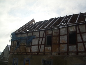 Bau  Gutachter berät Haus Käufer in Berlin