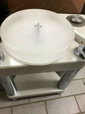 Blues Line St. Louis High End Plattenspieler Laufwerk mit Furutech Steckern Top