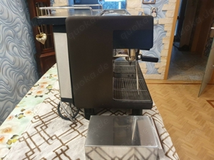 WMF Espresso Siebträgermaschine Bild 2