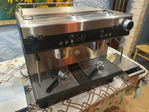 WMF Espresso Siebträgermaschine Bild 8