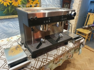 WMF Espresso Siebträgermaschine Bild 9