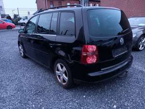 Volkswagen Touran 2.0 TDI Leder / Navi/ Highline Bild 3