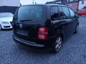 Volkswagen Touran 2.0 TDI Leder / Navi/ Highline Bild 4