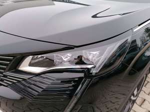 Peugeot 3008 1.5 BlueHDi 130 GT FLA Pano SpurH el.Heck Bild 3