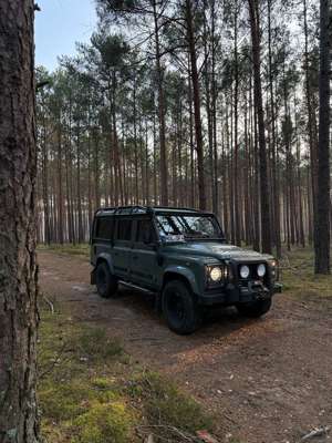 Land Rover Defender 110 TD4 Blaser Edition - one of 60
