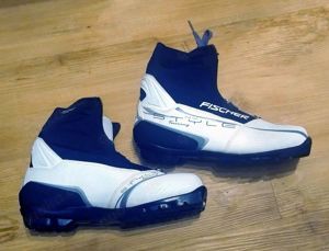 Schnäppchen! Neuwertige Langlaufschuhe von FISCHER mit Schuhgröße 41