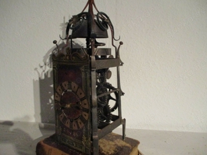 Eisenuhr frühe Hausuhr auf Zifferblatt Datiert 1584 Sehr schöne Uhr Bild 3