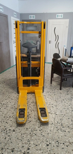 Jungheinrich Elektro Stapler Hochhubwagen BJ 2012 Bild 4