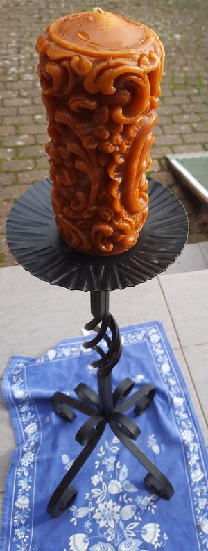 Kerzenständer aus Metall Bild 3