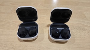 2 Samsung Galaxy Buds 2 FE zu verkaufen