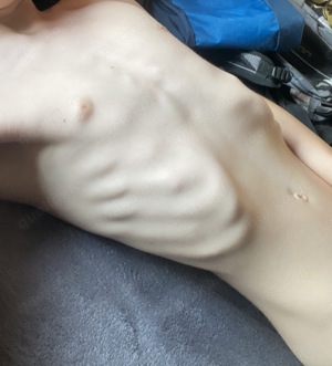 Junger femboy macht alles für Tg 