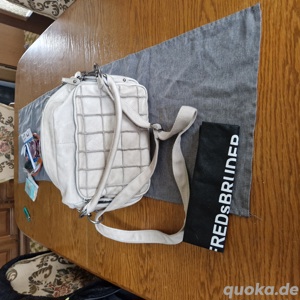 Freds Bruder Handtasche 