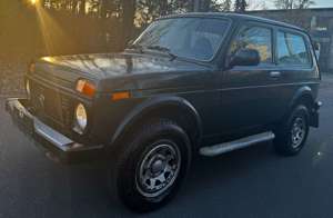 Lada Niva 1.7i Only Spezial