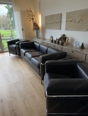Cassina Le Corbusier LC2 3 Sitzer Sofa + 2x LC2 Sessel