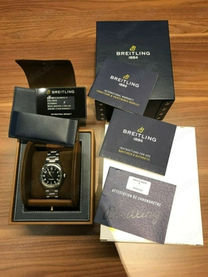 Breitling Navitimer 8 mit OVP und Zertifikaten, NEUWERTIG