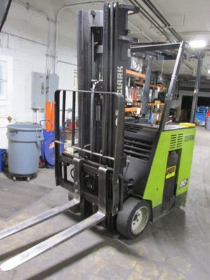 2008 Clark ESX15S Stand-Up 36V Forklift 214 Lift 2200-lb Cap, wCharger - EXC!
