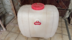 Kunststofftank Mostfass mit Deckel oval 200L GRAF