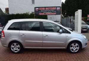 Opel Zafira Bild 3